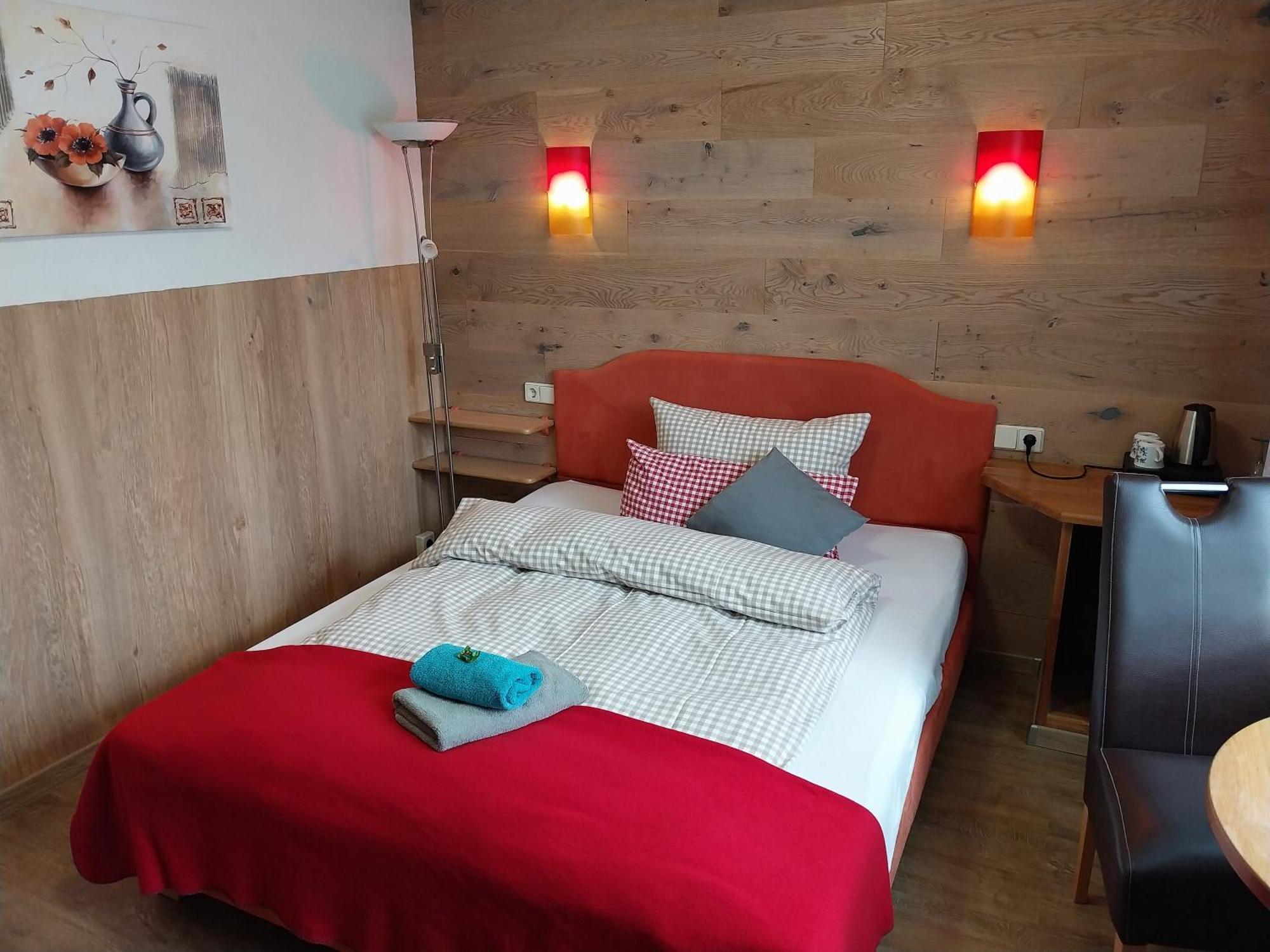 Landhotel Waldschloesschen Mit Gaststube Sohland an der Spree Екстериор снимка