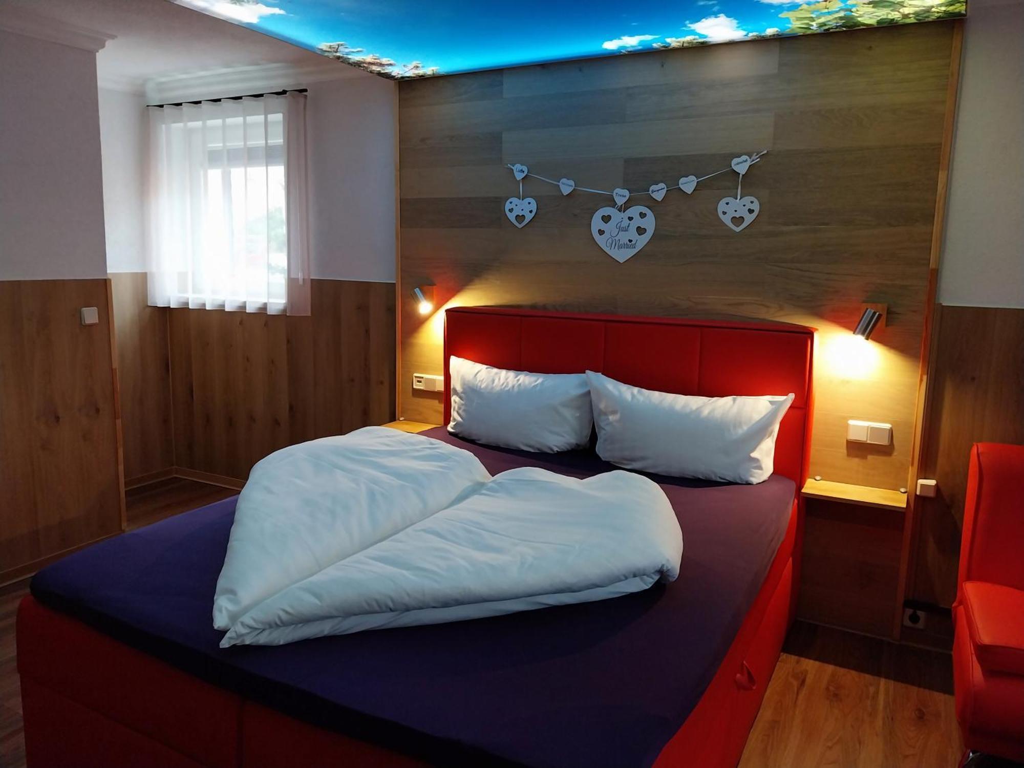 Landhotel Waldschloesschen Mit Gaststube Sohland an der Spree Екстериор снимка