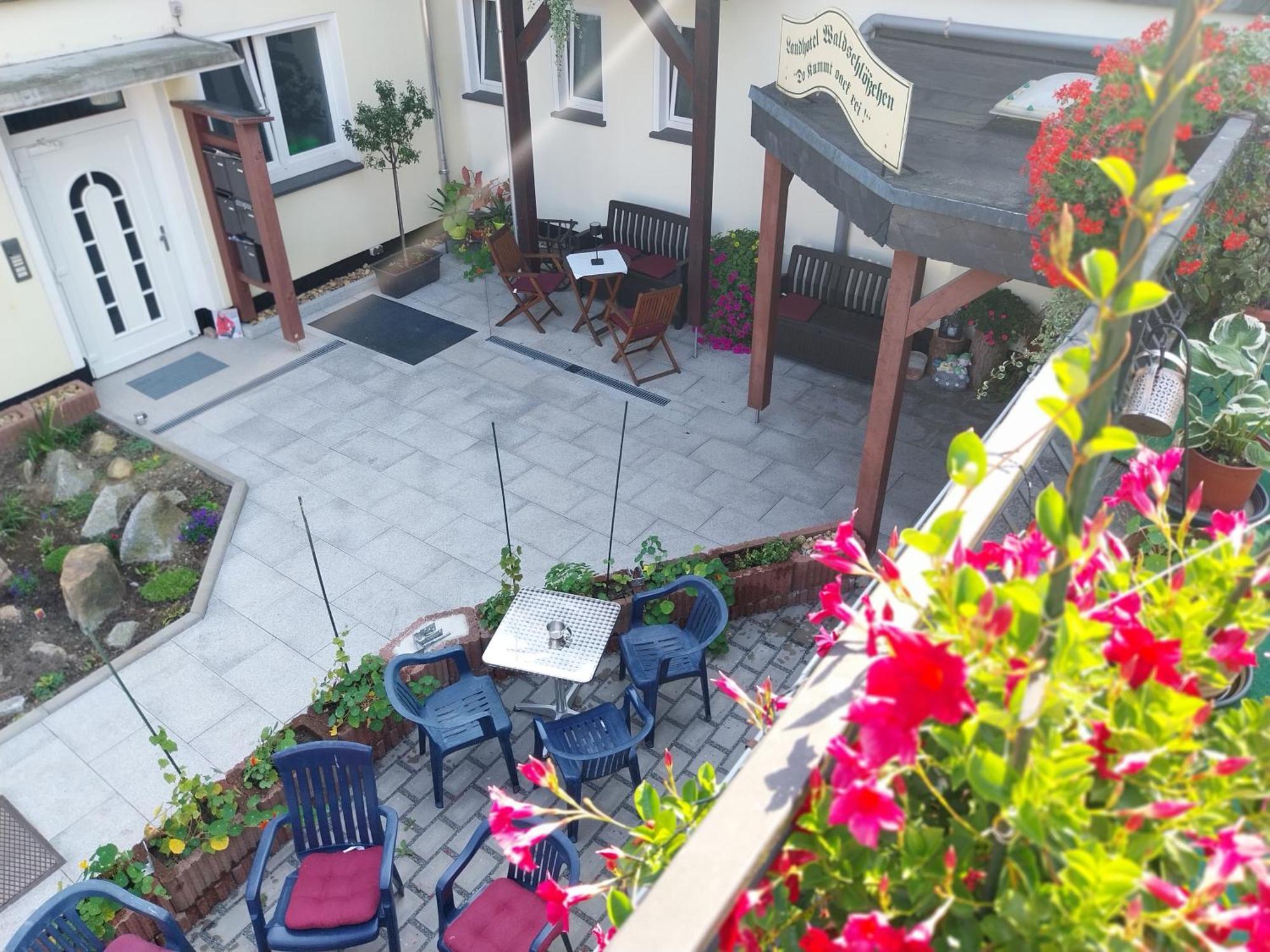 Landhotel Waldschloesschen Mit Gaststube Sohland an der Spree Екстериор снимка