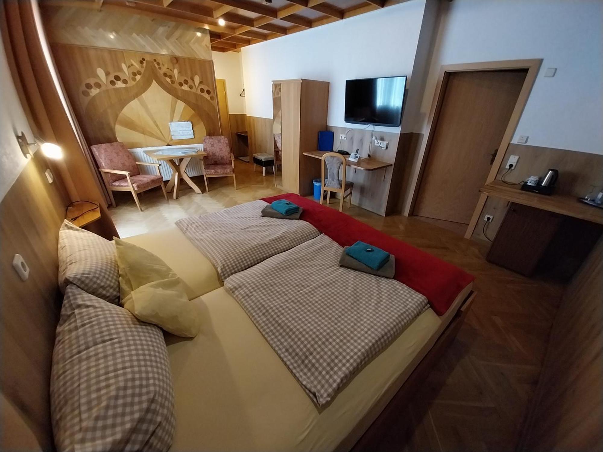 Landhotel Waldschloesschen Mit Gaststube Sohland an der Spree Екстериор снимка