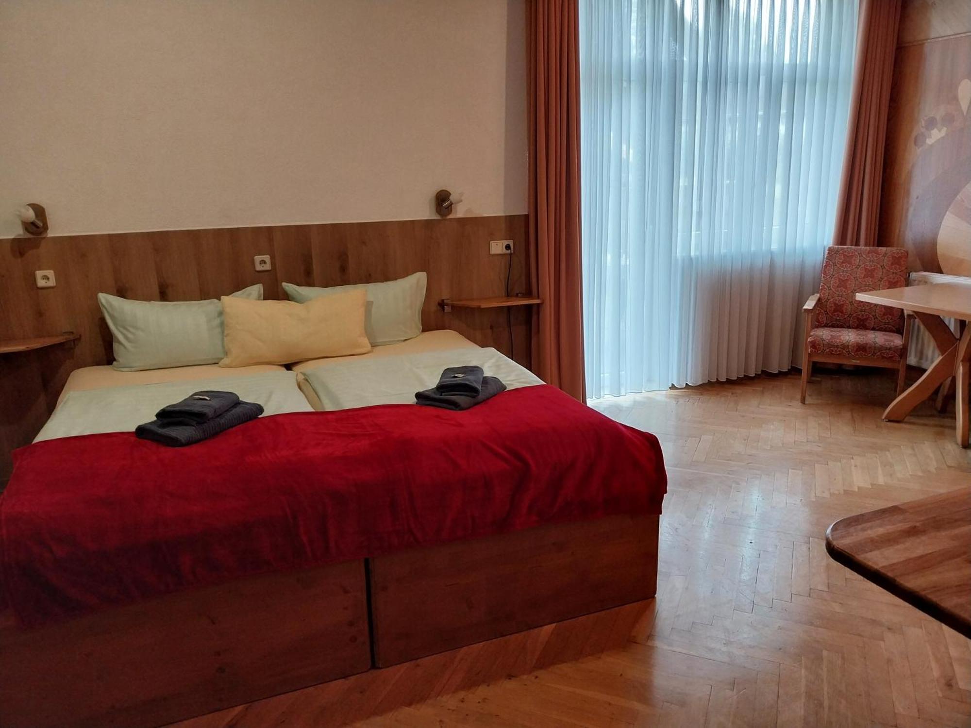 Landhotel Waldschloesschen Mit Gaststube Sohland an der Spree Екстериор снимка