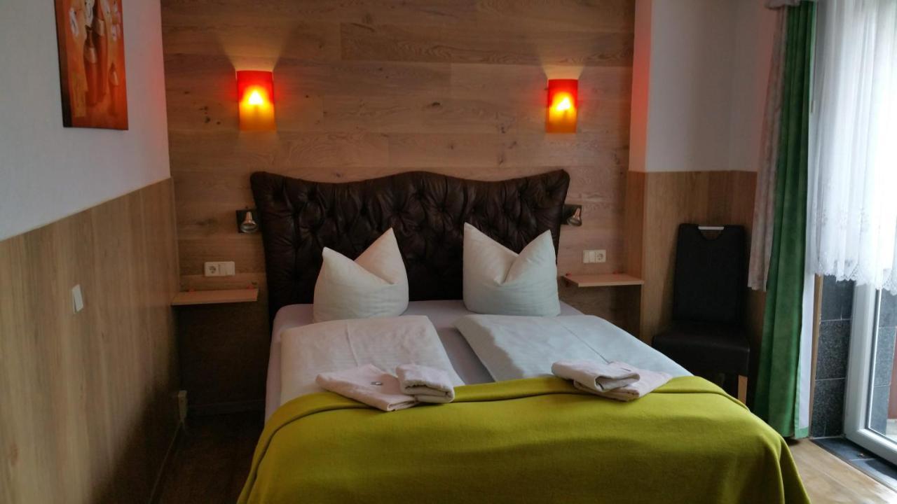 Landhotel Waldschloesschen Mit Gaststube Sohland an der Spree Екстериор снимка